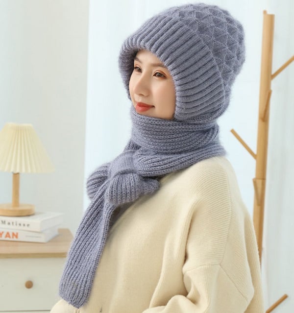 2 in 1 Knit Scarf Beanie Set Winter Stripes Cap Warm Knitted Hat Scarf Set Windproof Hats for Women